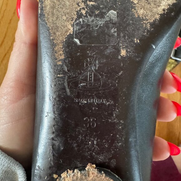 Vivienne Westwood Flat with Gold Buckle Size 36 - Picture 3 of 5